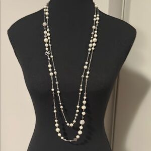 Elegant Pearl Necklace